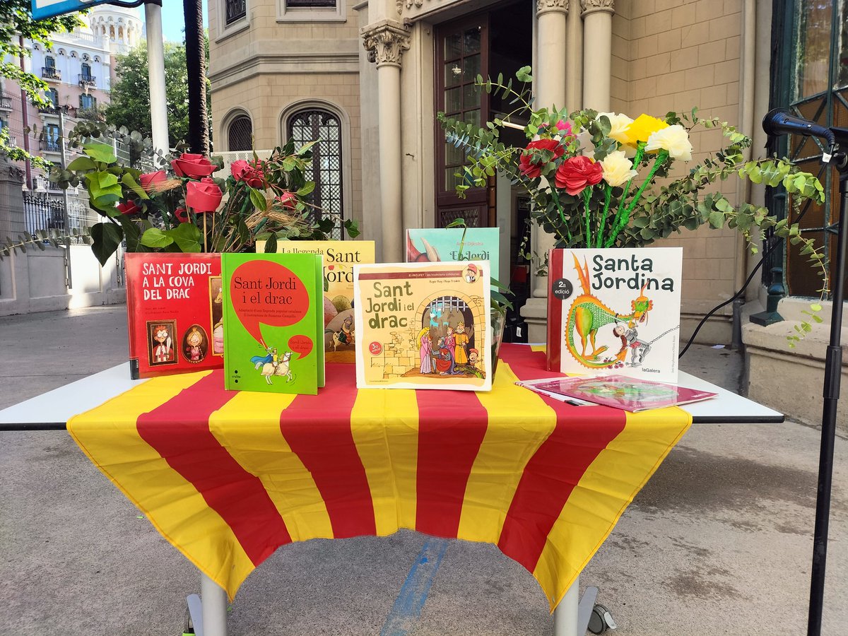 Escola Santa Anna tweet media