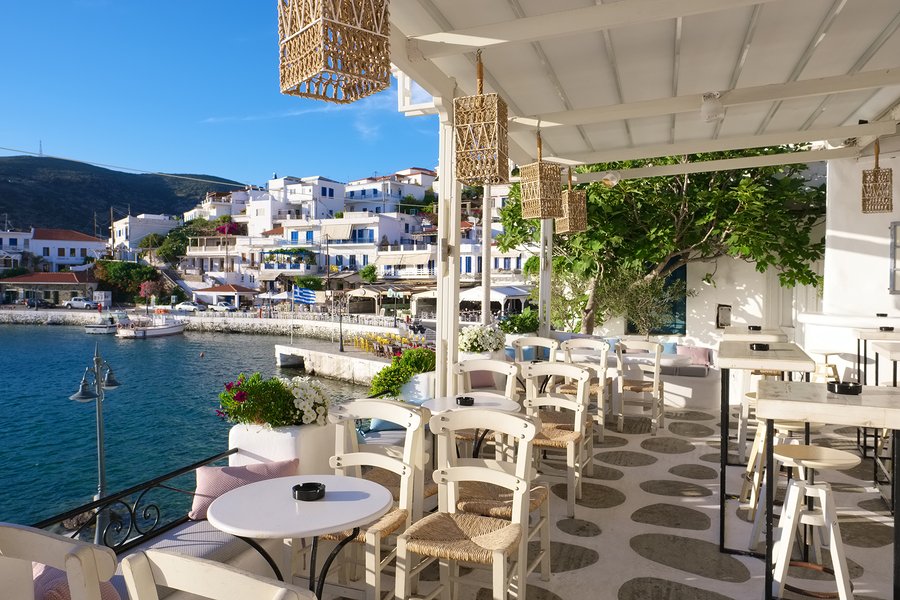 Dive into the charm of Batsi, a picturesque village on Andros Island in Greece!  With a vibrant atmosphere and charming architecture, is this the hidden gem for your next vacation? 
#yourpremiertravels #travelphotography #wanderlust #exploremore #instatravel #traveladdict