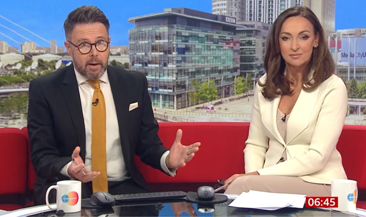 BBC Breakfast's Sally Nugent's brutal snub as she calls for Jon Kay replacement express.co.uk/showbiz/tv-rad… #bbcbreakfast #jonkay #sallynugent #bbc