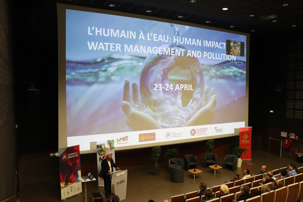 umontpellier's tweet photo. Conférence/Débat #MAKIT « L’humain à l’eau : l’impact sur la gestion et la pollution de l’eau ». Ce colloque met en lumière les impacts environnementaux importants des activités humaines sur les ressources en #eau.

🌊 En savoir plus ▶️ https://t.co/oDOPogKYA2 https://t.co/ykmPyrOody