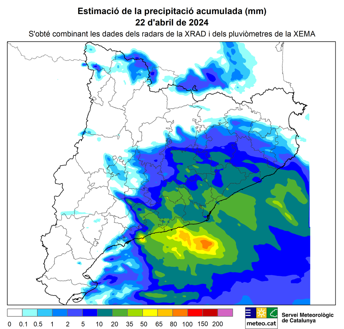 meteocat's tweet photo. Estimació de la pluja acumulada ahir 22 d'abril i taula amb els registres de més de 20 mm.
Els ruixats, localment intensos i amb calamarsa, van afectar sobretot sectors del litoral i prelitoral Central i Sud, destacant els 52 mm de Calafell (#BaixPenedès).
#XEMA #XOM #XRAD https://t.co/a1wtsVWR2m