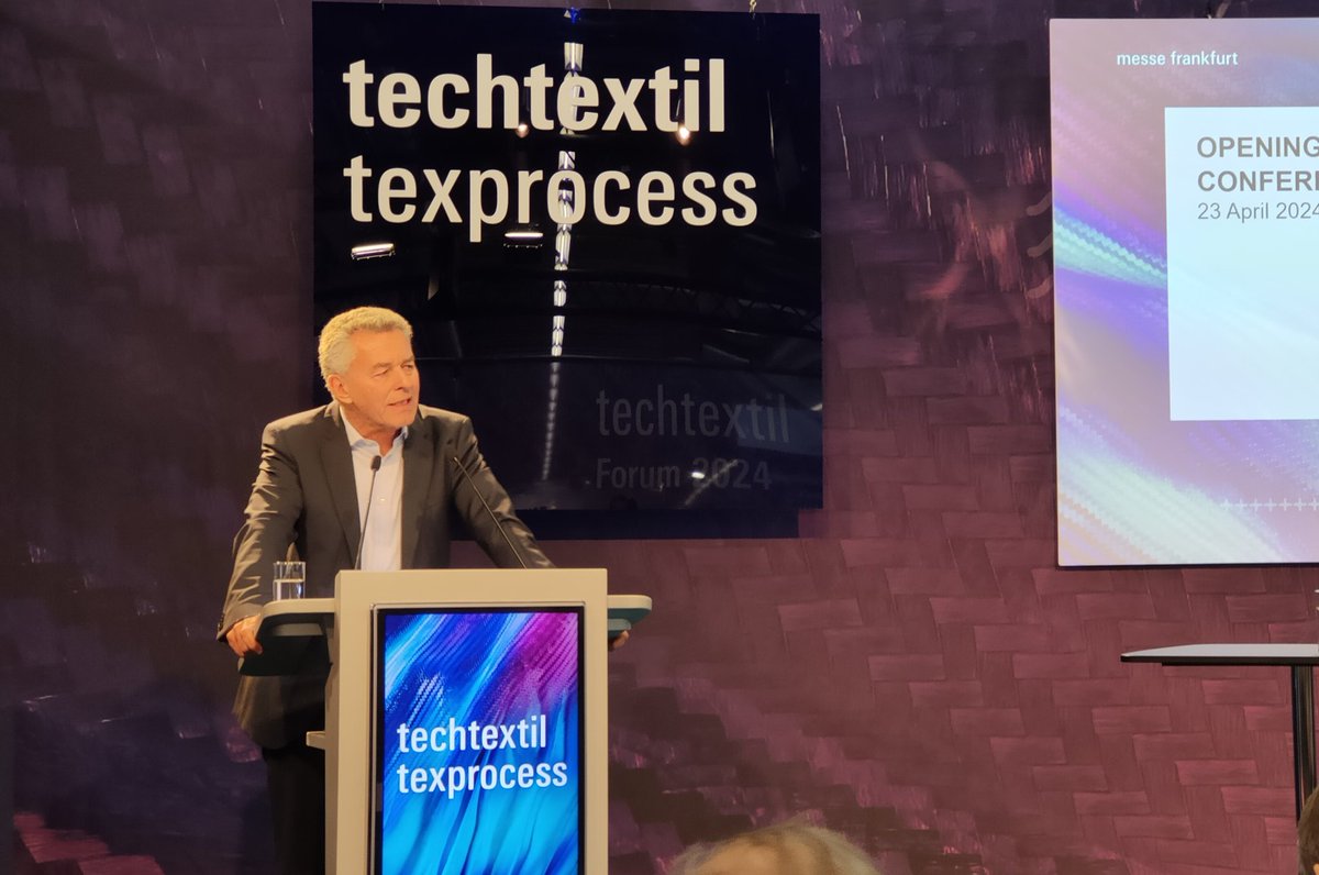 LaSpola1's tweet image. Dopo automazione e digitalizzazione a #Techtextil e #Texprocess è il momento dell&apos;Intelligenza Artificiale.
Al via le due fiere di @messefrankfurt 
@messefrankita @ttx_tp