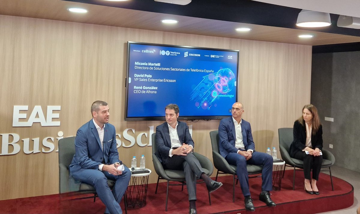 <a href="/EconomiaED_/">Economía Digital</a> En la mesa de debate, David Polo, VP Sales Enterprise de <a href="/Ericsson_es/">Ericsson Spain</a>, junto a Micaela Martelli, directora de Soluciones Sectoriales de <a href="/Telefonica/">Telefónica</a> y René González Castro, CEO de Alhona, debaten sobre las claves y aplicaciones de 5G en diferentes sectores industriales.