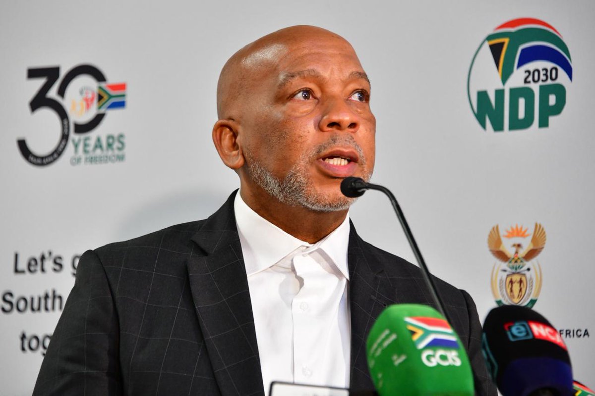 Minister of Electricity, @Kgosientsho_R will today visit Medupi and Matimba power stations in Lephalale The visit will commence at Medupi Power Station where the Minister will inspect progress on the installation of a second hand Stator which was procured from the Netherlands