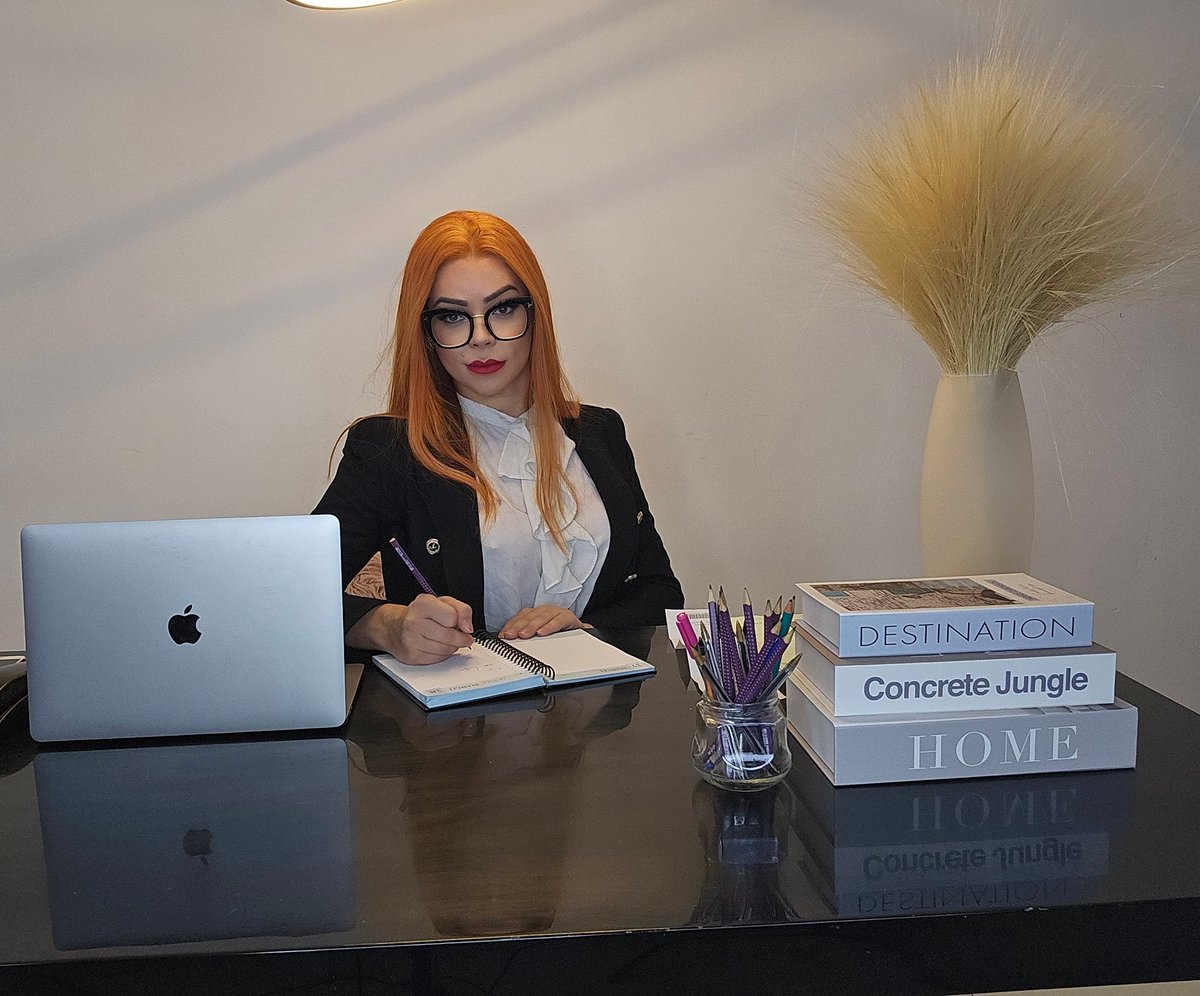 Roberta Bloom tweet media