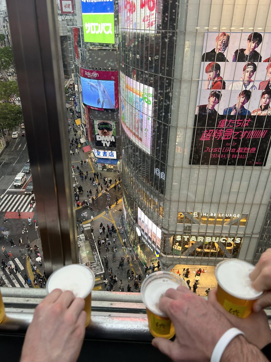 jaysixwheels's tweet photo. Tapping into Tokyo @heatdaddy69420 https://t.co/k33Ci60xcz