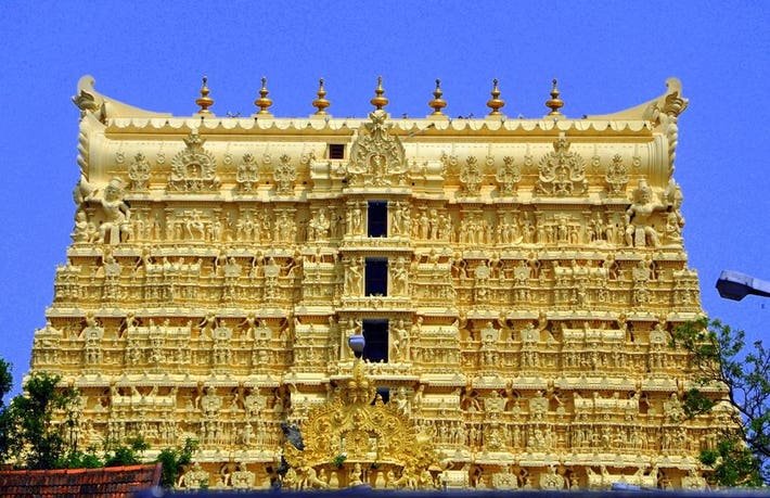 Acc to #Karnataka CM Siddaramaiah, #Congress will redistribute wealth of Padmanabhaswamy Mandir of #Thiruvananthapuram ($ 1 Trillion) to infiltrators, who hates #JanaGanaMana, #VandeMataram 
Wake up #Kerala.
#WealthRedistributionPlan #GeneralElectionNow #LokSabhaElections2024