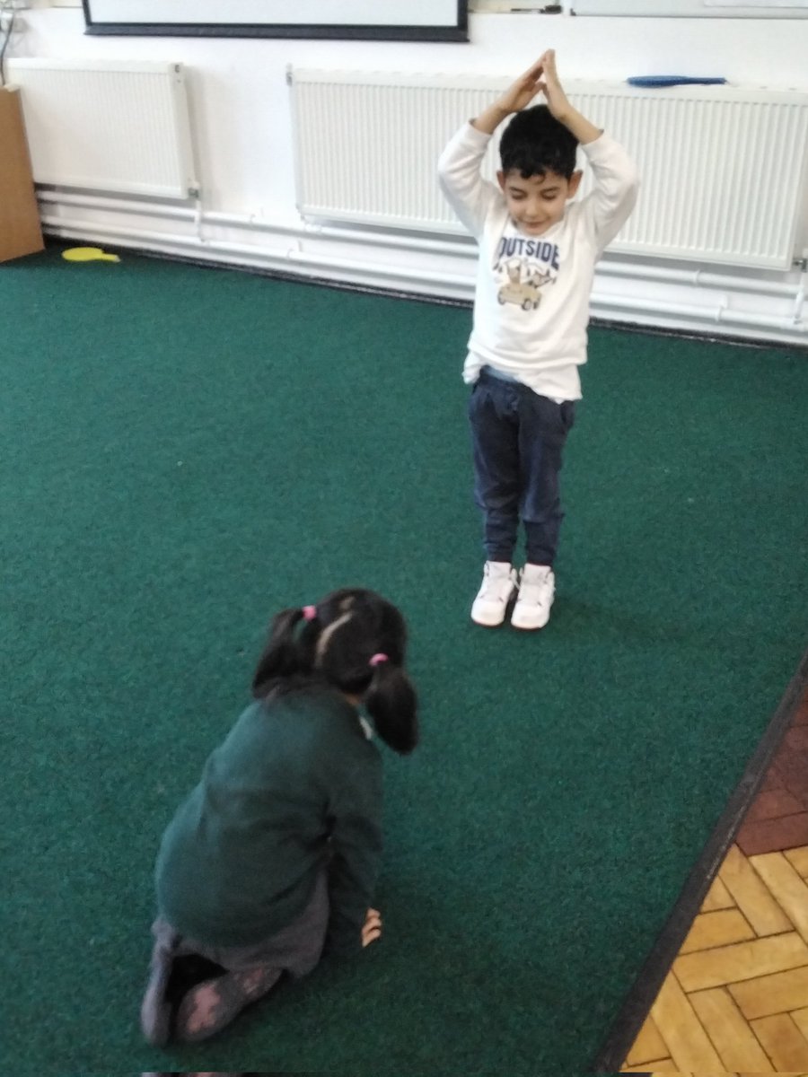 wyndclf's tweet photo. In PE Nursery have been performing actions for the song Hickory Dickory Dock. 🕐 #Nursery #WPS #Leightrust #EYFS #PE #CompletePE #Nurseryrhymes https://t.co/ViVxb8xfMT