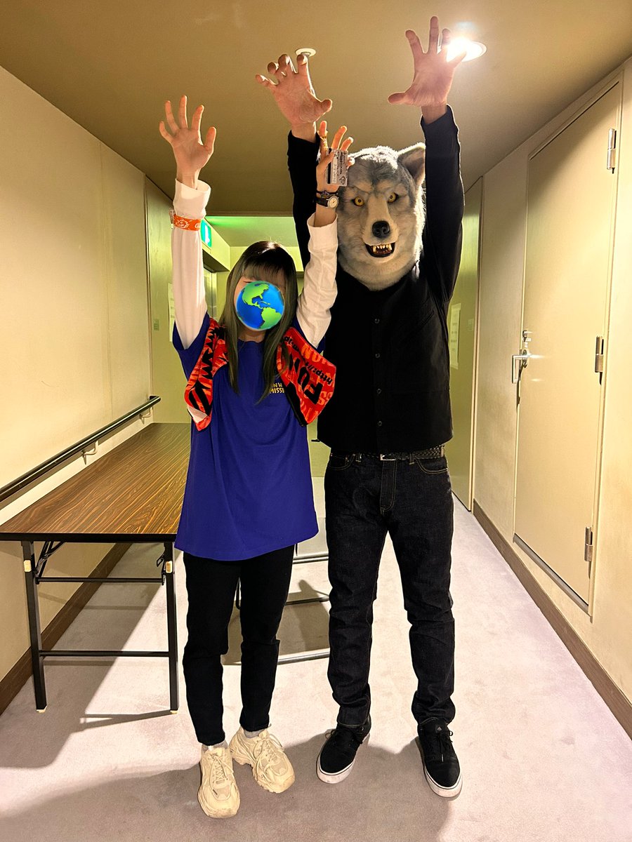 inaho_music's tweet photo. マンウィズ香川２日目ミーグリ
まさかのボイさん🐺💙
まさかの名前wwww 家宝😭✨
ありがとうございました！！！！
#MWAM
#ボイさん
#FWAMツアー https://t.co/l0jDP25rdI