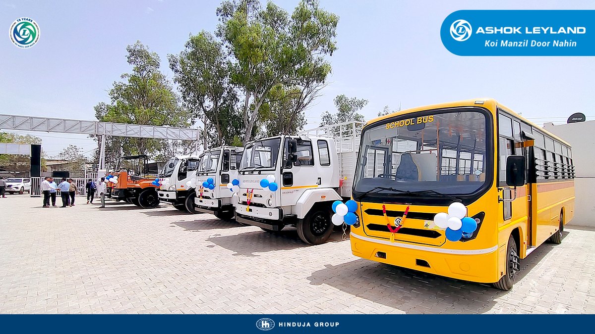 We at Ashok Leyland are thrilled to inaugurate our new dealership outlet, M/s Yashodha Transwheels in Yamunanagar, Haryana. Located on NH 151, connecting Ambala, Shahzadpur, Saha, Saharanpur to Roorkee.

#AshokLeyland #KoiManzilDoorNahin #AshokLeylandIndia #AshokLeylandOfficial