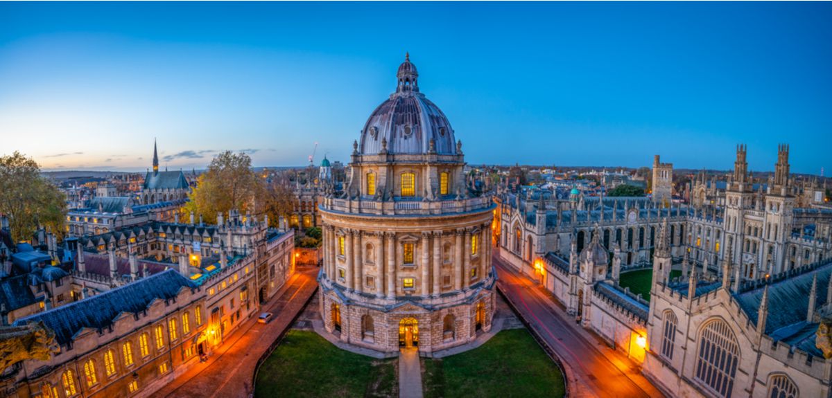 Come join us in Oxford as an Associate Professor in Molecular and Cellular Biochemistry.
We are considering a wide range of research areas, but I would note that we have a vibrant chromatin and gene regulation community.
Happy to answer questions if you are interested.
Please RT!