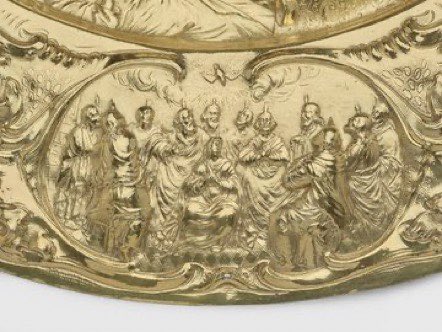 A silver-gilt alms dish which is one of the largest of its type in existence [8.0 x 94.8 cm] first adorned the high altar of Westminster Abbey for Charles II's coronation ceremony #otd 23 Apr 1661, having been made for the purpose. (Royal Collection, HM CIII)