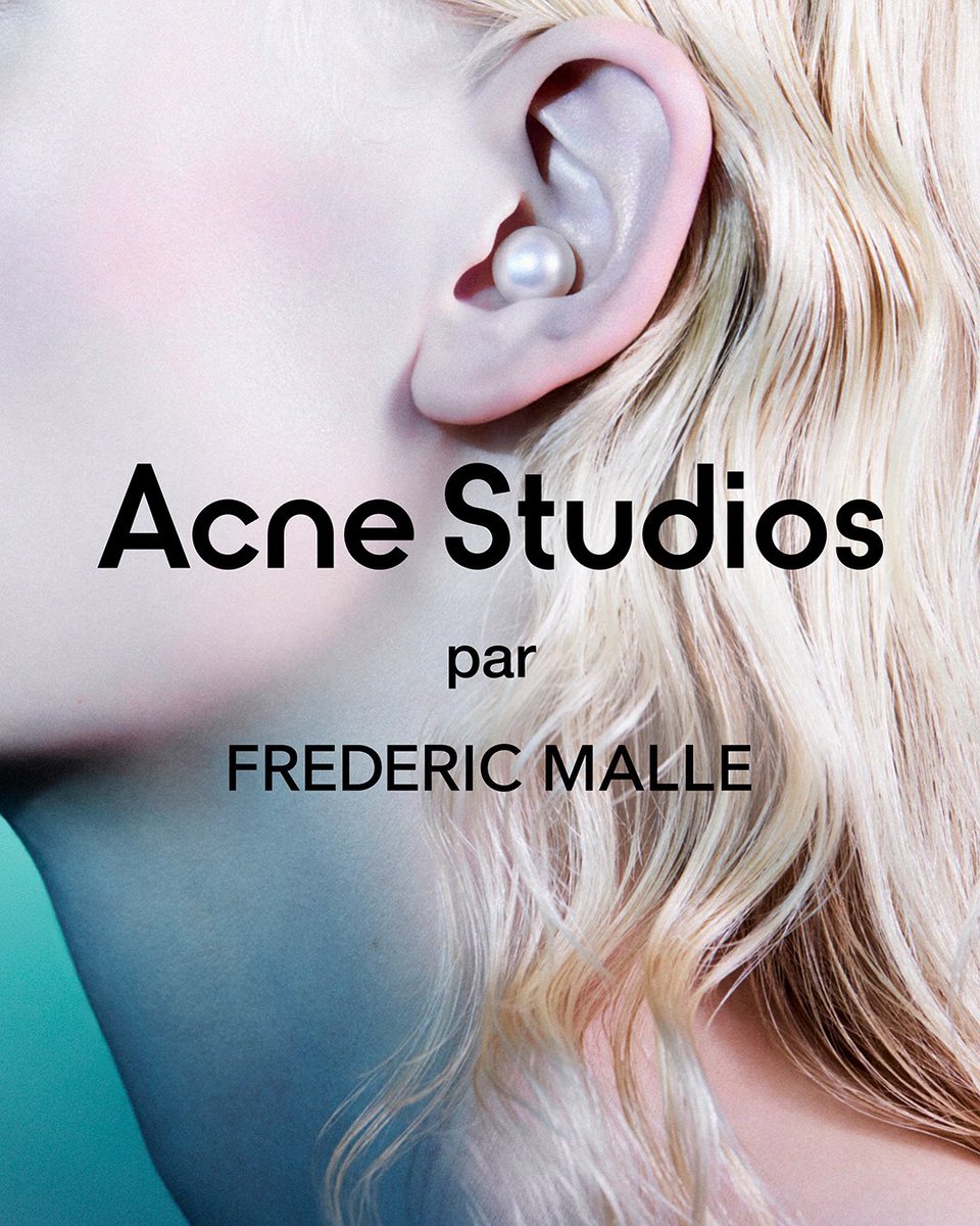 The intense, pure thrill of aldehydes meets the softness of floral notes, vanilla and white musk. Introducing the campaign for Acne Studios par Frédéric Malle, photographed by Carlijn Jacobs for #AcneStudios. Discover more at bit.ly/3xoG3wf.
