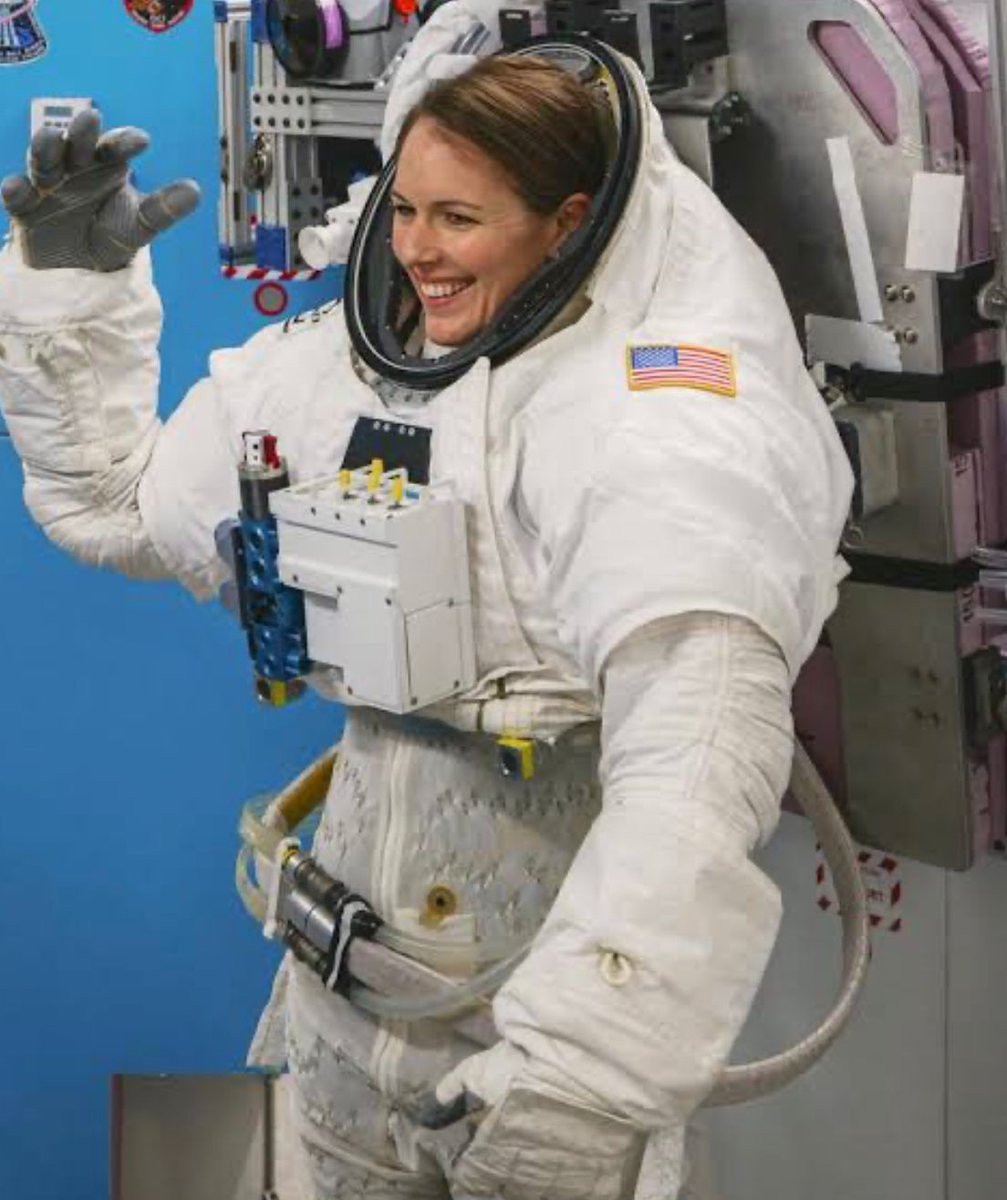 Reaching for the stars💫 Congratulations to Katherine Bennell-Pegg who has become the first Australian-badged astronaut. Many of us dreamt of going to space when we were kids, but it’s a credit to Ms Bennell-Pegg’s tenacity that she is now able to fulfil her lifelong dream.