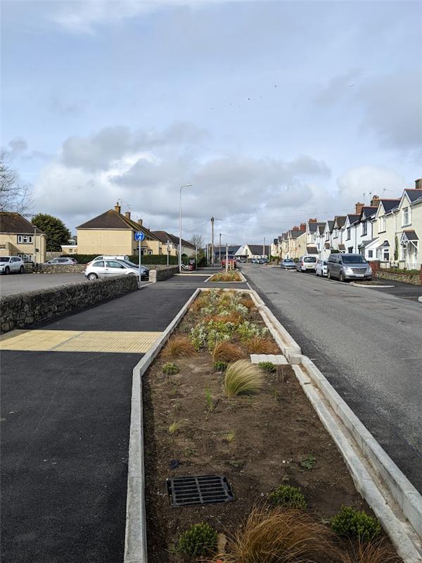 Vale of Glamorgan Council secures £3,759,954 Welsh government funding for road safety and active travel! 🚦🚲 Projects include pedestrian enhancements near schools and development of active travel routes, promoting safer transportation🏫🚶‍♂️ 👇 tinyurl.com/3xh8n549