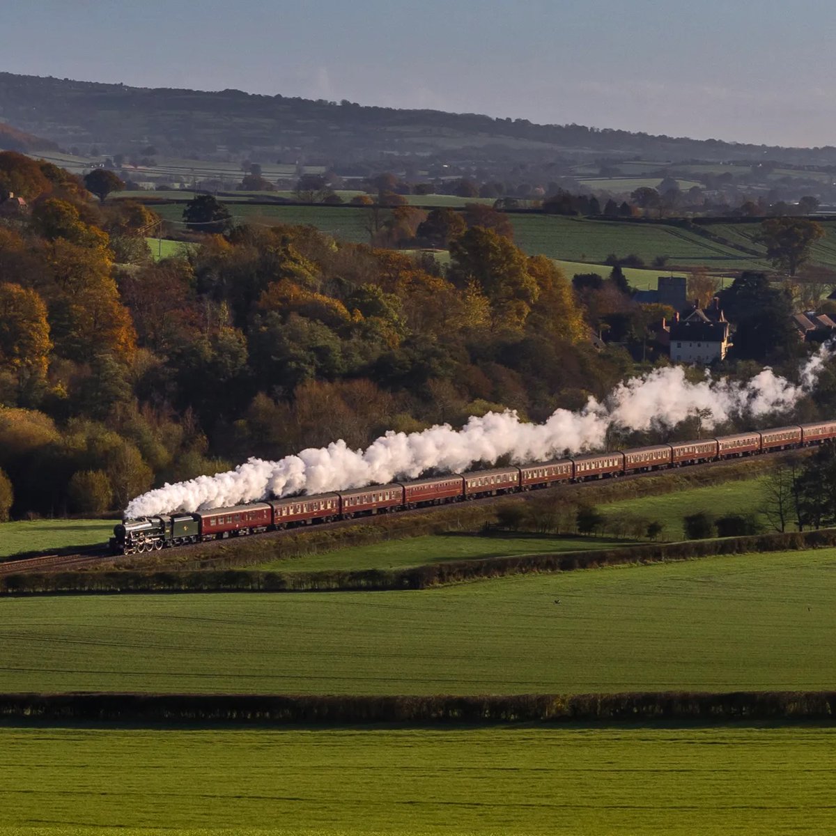 The Pembroke Coast Express 19th May 2024 🏖️ Travel over the scenic branch line to Pembroke Dock. This train recalls the 1950s days of named steam trains on the former Western Region of British Railways, running from London Paddington through South Wales to the Pembroke Coast.