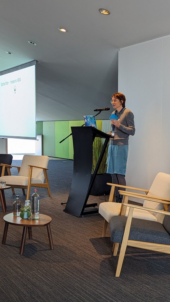 @limburg @uhasselt From the Flemish level, we move on to the national level with an overview of the Belgian Health Data Agency (HDA) given by Sofie De Broe from HDA and @sciensano.

#datasaveslives
#healthdata