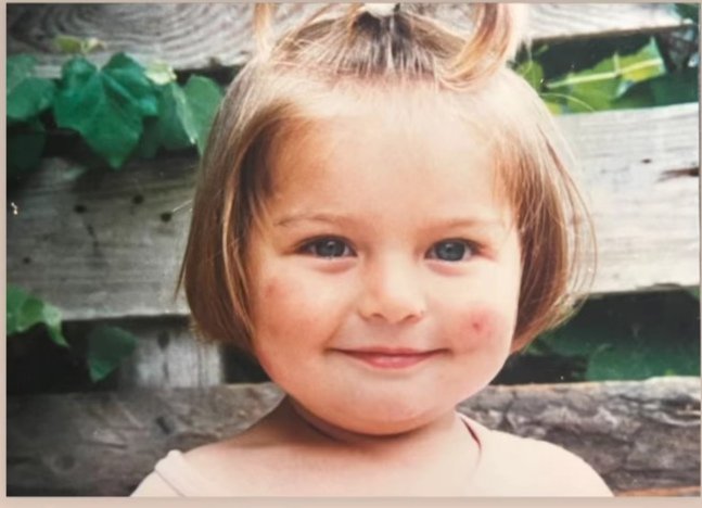 I swear I gonna pinch3x your cutie face <a href="/aycaaysinturan/">Ayça Ayşin Turan</a>!!!!!!🥹🥹🥹

Gaaaahhhh... What an adorable tot!!😍😍😍

#AyçaAyşinTuran