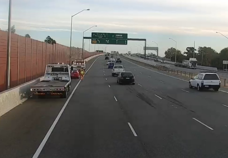 CRASH – ROE HIGHWAY WESTBOUND BEFORE WELSHPOOL ROAD EAST, BECKENHAM
Left lane closed by Incident Response
Towing services on site
No traffic delays, drive with caution
travelmap.mainroads.wa.gov.au #perthtraffic