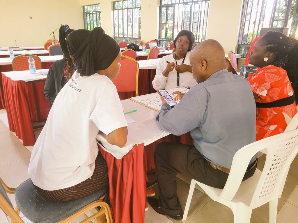 Day2 <a href="/lrfsn2022/">lrfsn2022</a> Strategic planning meeting at Alabama Country lodge,Kisumu supported by <a href="/WHH_Kenya/">WHH Kenya - Welthungerhilfe</a> on the program Strengthening rural governance for right to adequate food with <a href="/TISAKenya/">@TisaKenya</a> on accountability and <a href="/ROP_Africa/">Rural Outreach Africa (ROA)</a> on sensitizing community on their rights.
#Righttofood