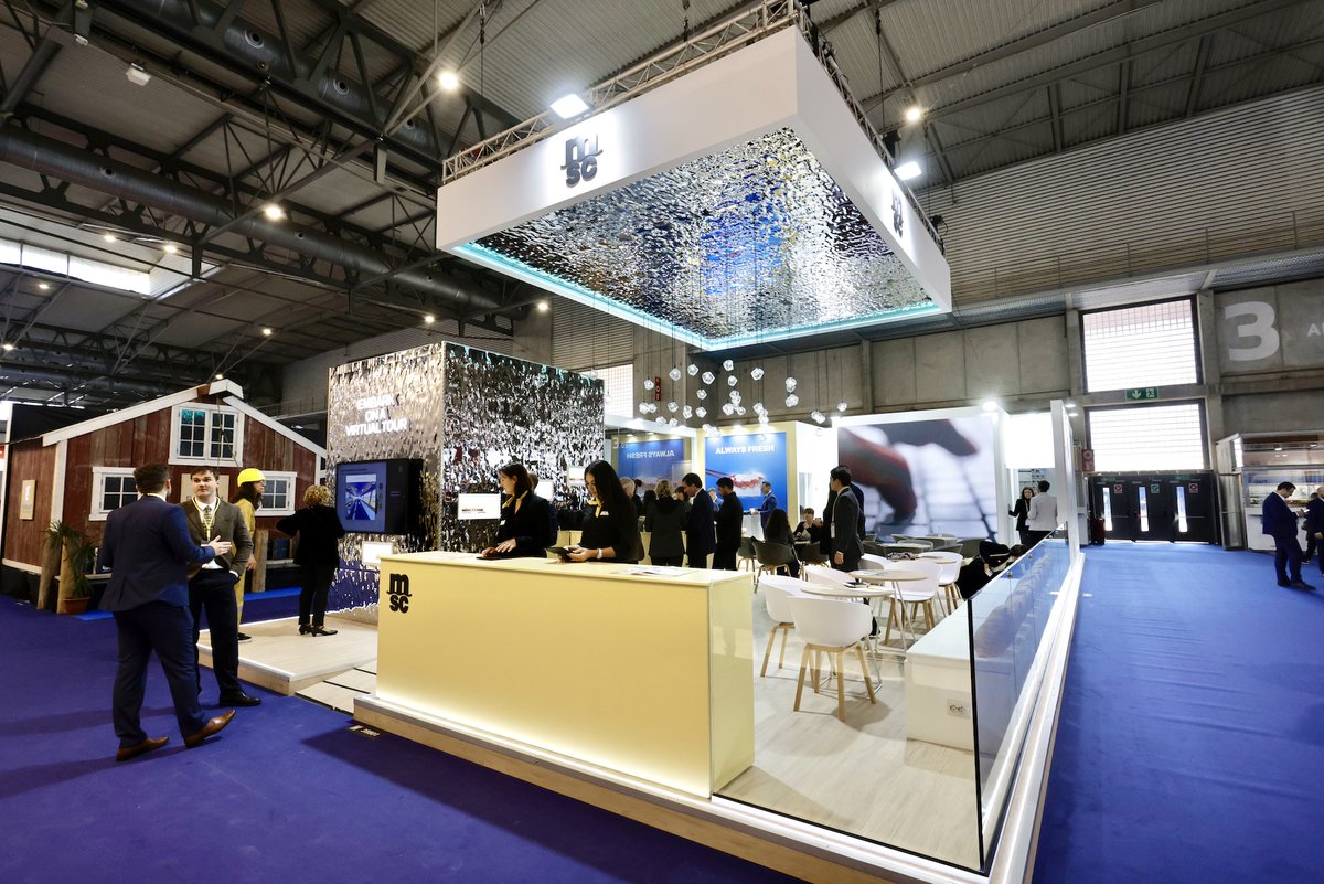 Day 1 of @SeafoodExpo_GL in Barcelona is here! 🐟 Be sure to stop by booth 3II801 in hall 3 to learn more about how our cold chain logistics solutions and global door-to-door service can support your business. At the stand, you can experience our immersive digital corner as well…
