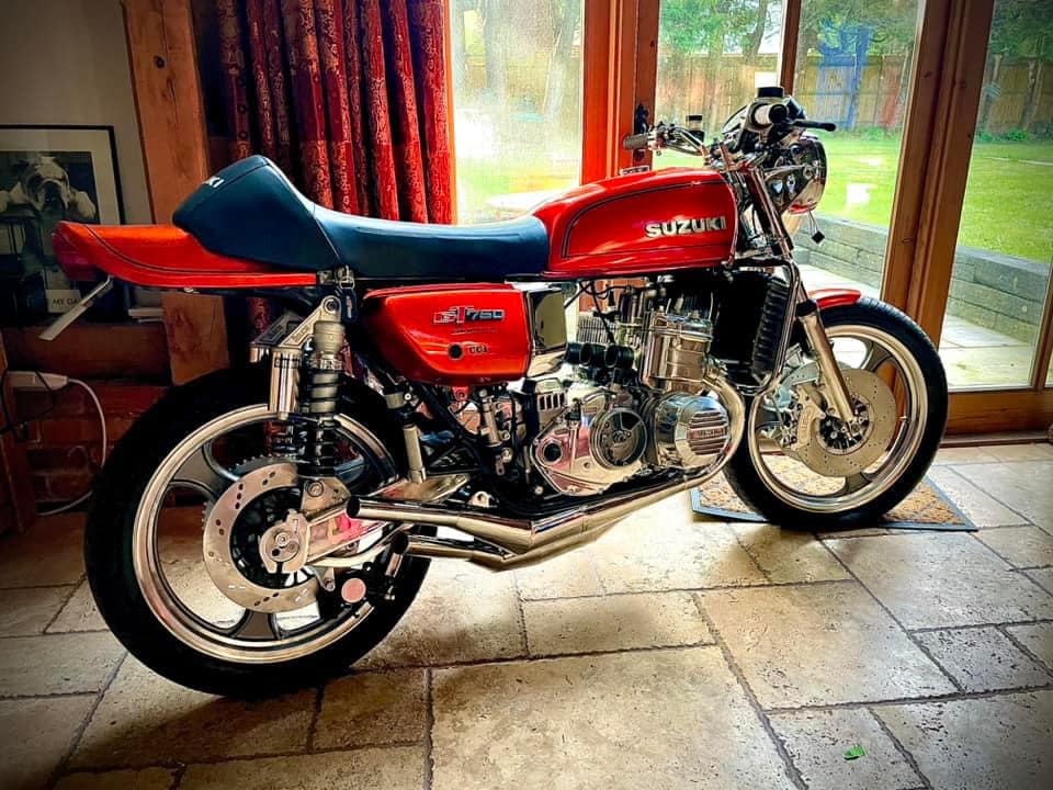 Your thoughts? 👍 or 👎
#classicbike #classicbikes #classicbikeshow #classicbikers #classicmotorbike #classicmotorcycles #classicmotorcycleshows #classicmotorcycleclub