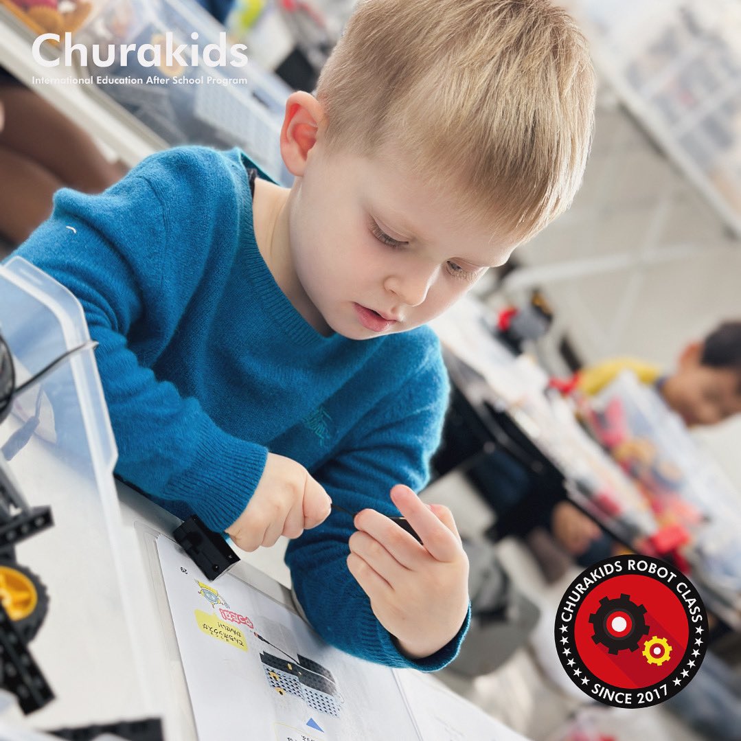 churakids's tweet photo. 【英語ロボットクラス】イメージを「カタチ」にし、「工夫」を繰り返しながらクリエイティブマインドを育む🤖
無料体験レッスンの申し込みはこちらから!
https://t.co/zpG57mFlFq
#ロボット教室 #プログラミング #robotics #robotclass https://t.co/ymYdbxe6Oc