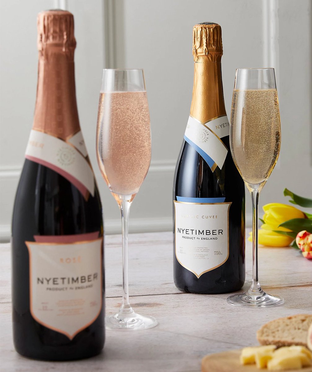 🏴󠁧󠁢󠁥󠁮󠁧󠁿 Happy St. George's Day 🏴󠁧󠁢󠁥󠁮󠁧󠁿 
Time to show off our English wine selection!
We have a great range of still and sparkling wines from Lyme Bay Winery in Devon. We also supply Sparkling Brut and Rose from Nyetimber. Shop now! ✨🍷
lebonvin.co.uk/wine/country/u…