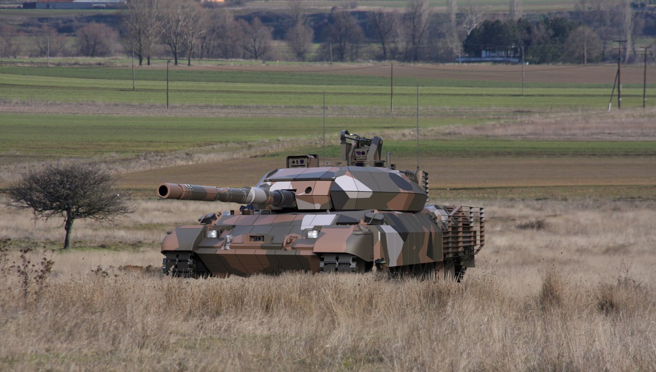 Leopard 1HEL : نسخة يونانية محدثة من دبابات Leopard 1A5 GL1r3RwXgAAnAqu?format=jpg&name=large