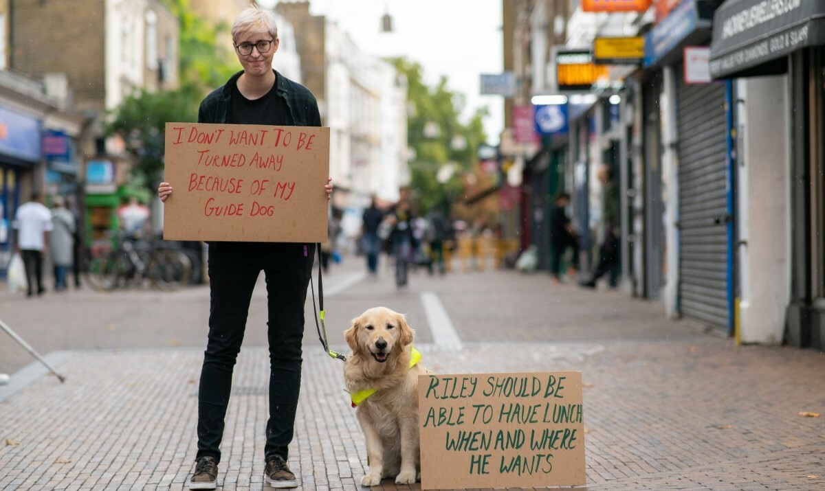 Tomorrow we’re heading to Downing Street to hand in our Open Doors petition calling for a stronger law on access refusals. Guide dog owners are turned away from businesses because they are illegally told their dog isn’t welcome. Last chance to sign 👉 bit.ly/3U0BaB9