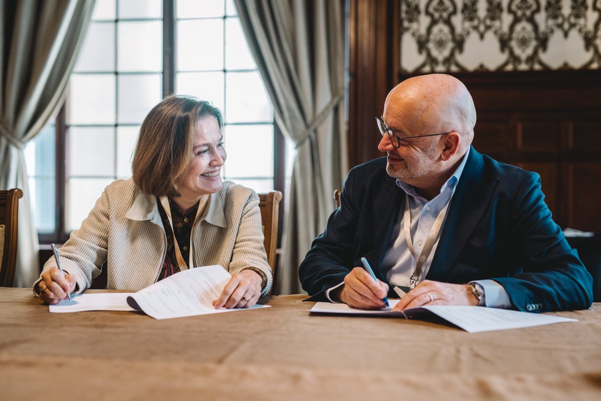 📢Exciting News from #LDMeeting24! 🌍 We're thrilled to announce a partnership between WBCSD & @cebds 🇧🇷 on the Road to #COP30, aimed at delivering tangible business impact in support of Mission 1.5°C. wbcsd.org/xvwcw #ClimateAction