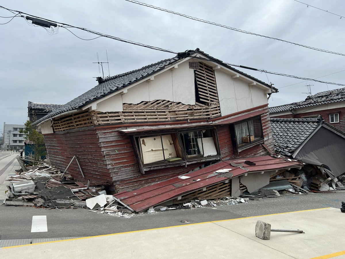 Thanks @jphkerasso, Light & Salt Network and other Hong Kongers who led us to visit the earthquake victims in #Wajima and #Anamizu in #Ishikawa. It’s sad to see that the victims are still facing a lot of difficulties, although their situation has improved quite a bit. Don’t