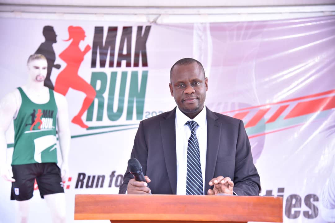 MbahoJoshua's tweet photo. Hon. @BalaamAteenyiDr earlier today officiating the launch of #MakerereRun at @Makerere. https://t.co/WyJpBavOfT