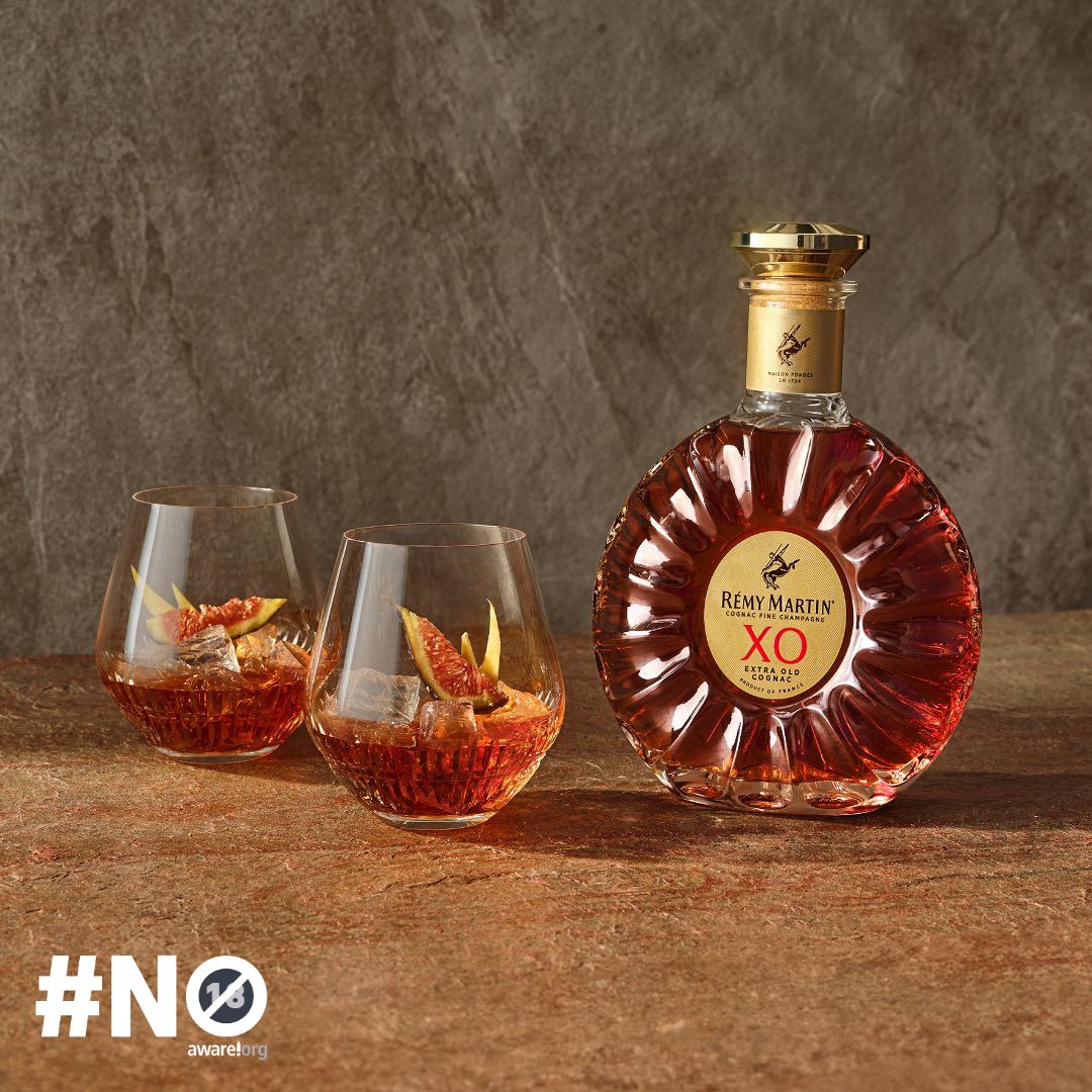 Uncover the exceptional craftsmanship behind Rémy Martin XO. With its rich amber hue and aromatic profile, it's a testament to the mastery of blending for which Rémy Martin is renowned.

Not for sale to persons under the age of 18. Drink responsibly