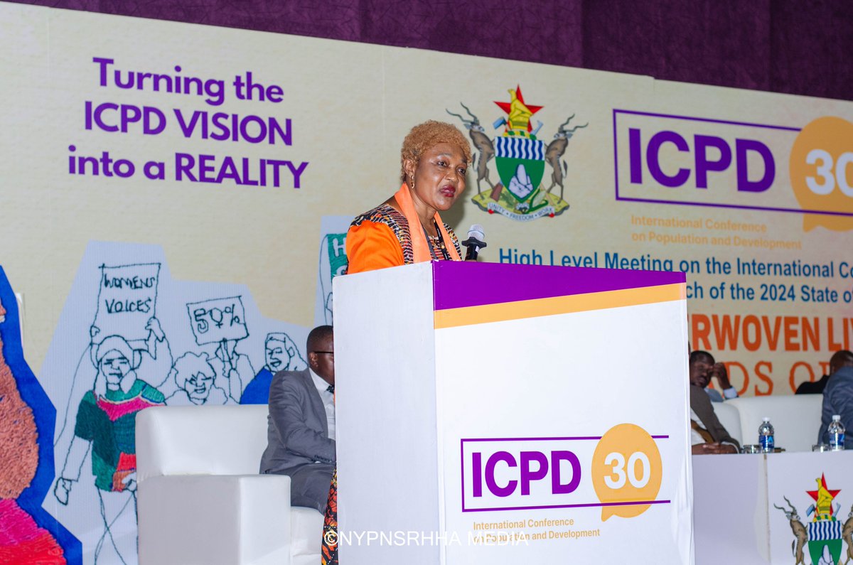 Support from @UNFPA_Zimbabwe & @naczim enabled 21 YPNSRHHA members to participate in the ICPD High-Level Meeting. @LuckmorePamhid1 highlighted the necessity for govt to earmark funds for SRHR and tackling challenges that impede young people's access to healthcare.