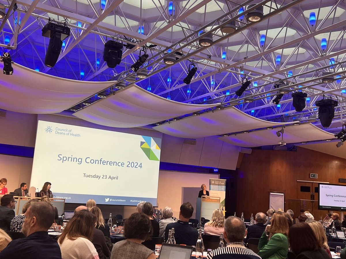 Super introduction from our interim Dean @ENUHealthSocial Dr Ruth Paterson, connected to simulation in Nursing Education @councilofdeans Spring Conference. #CoDHConference