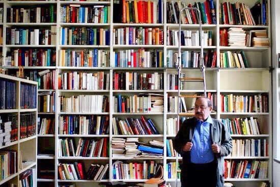 #GiornataMondialedelLibro Biblioteca - Umberto Eco