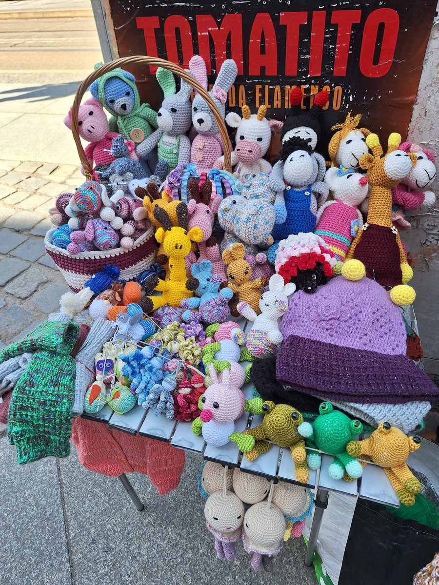 LUDZIE Z WROCŁAWIA, PĘDŹCIE POD HALE TARGOWA BO WROCILA PANI Z TYMI DZIELAMI!!!!! BEDZIE DO 13, WIEC RUCHY!!!!