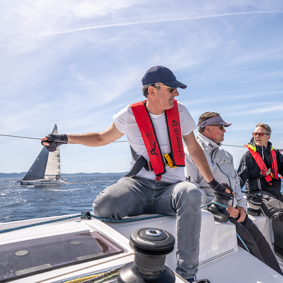 BENETEAU_France's tweet image. Several FIRST owners met up to take part in the BENETEAU FIRST Academy in Croatia, from 7 to 10 April.

On the agenda: 4 days of sailing and a good time spent among owners with a passion for sailing!

📷 Vid SLAPNIČAR

#FIRSTAcademy #event