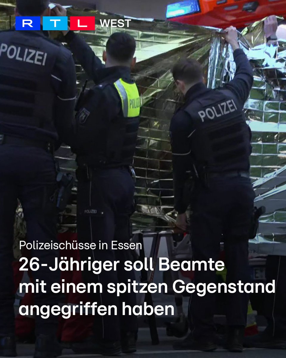 Gestern Abend hat die Polizei in #Essen auf einen 26-Jährigen geschossen. Er soll die Beamten mit einem spitzen Gegenstand angegriffen haben. Die #Polizei hätte mehrere Schüsse abgegeben und den Angreifer an Po und Bein getroffen. Der Mann sei nicht in #Lebensgefahr.