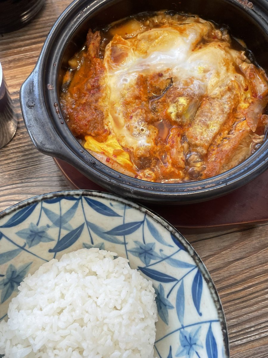 홍대돈부리 김치카츠나베