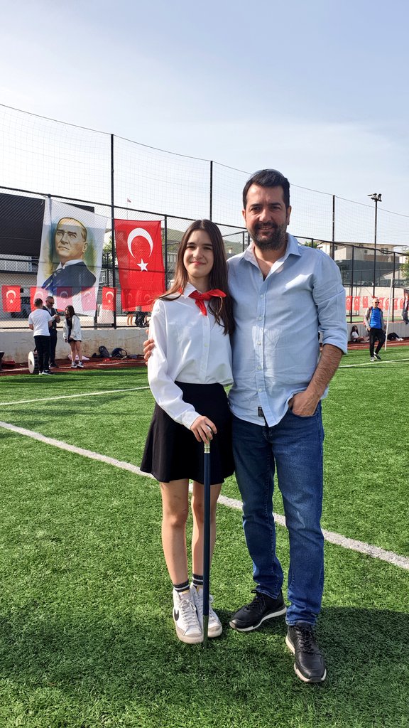 Babalı Kızlı tweet media