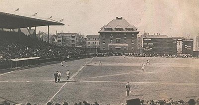 #ThisDayInHistory Post 1366:

23 April 1914 (110 years ago): First baseball game at Wrigley Field, then known as Weeghman Park, in Chicago.

[1]

#History #OnThisDay #OTD #Baseball #WrigleyField #Chicago