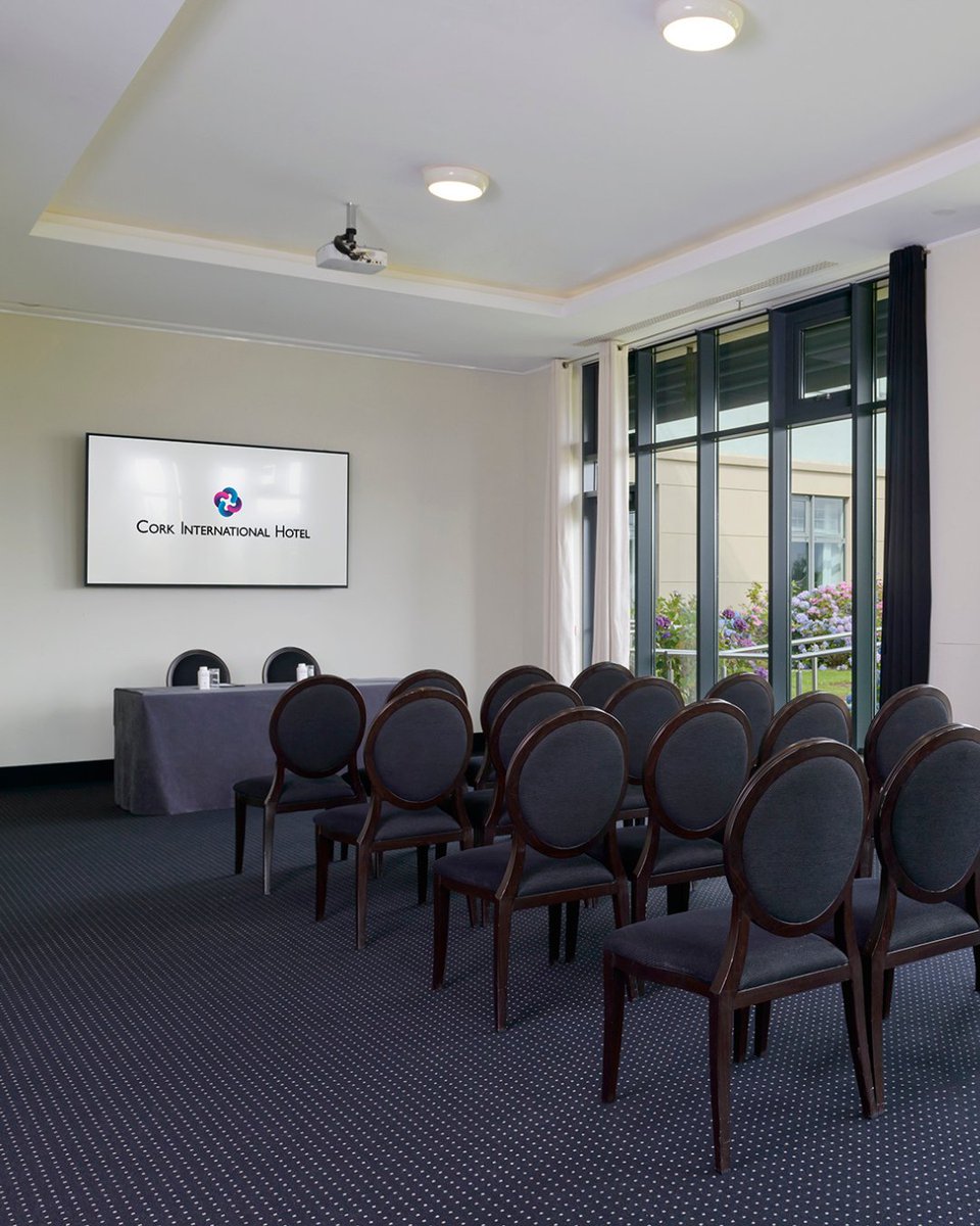 Step into versatility with the Venice Valencia Suite at Cork International Hotel! 🌟 Tailor your event to perfection with our flexible space that can be transformed to suit your needs 📈 📥 conference@corkinternationalhotel.com