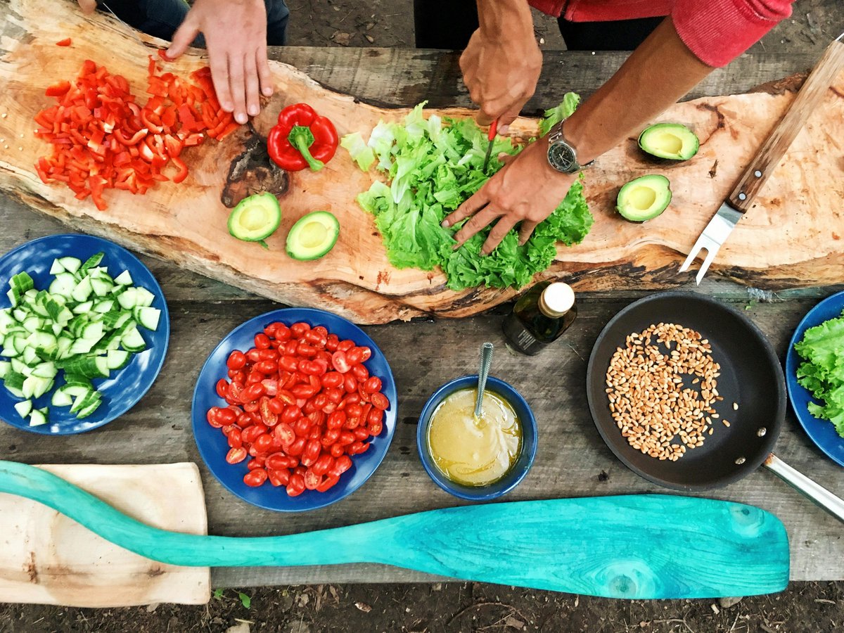 Nugusm4's tweet image. Meal Prep: Plan and prepare your meals in advance to ensure you have Keto-friendly options readily available.