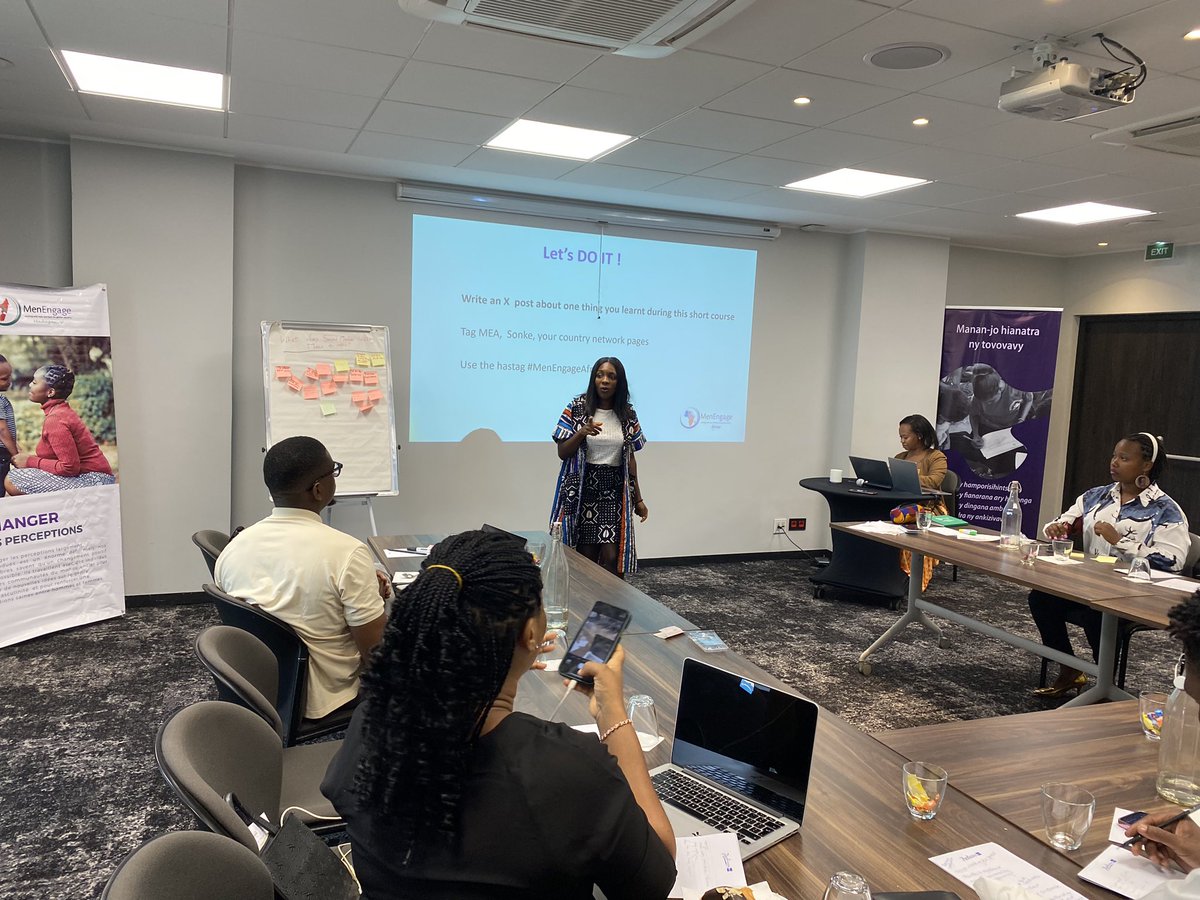 NemboNenne's tweet photo. Presently at the MEA Africa youth steering committee meeting in Madagascar during which  @NkengafackE presents on social media visibility. This will equip us as youth coordinators to showcase our works better.
#MenEngageAfricaAGM
@SonkeTogether 
@MenengageC 
@MenEngageAfrica https://t.co/wcCKajYs7Y