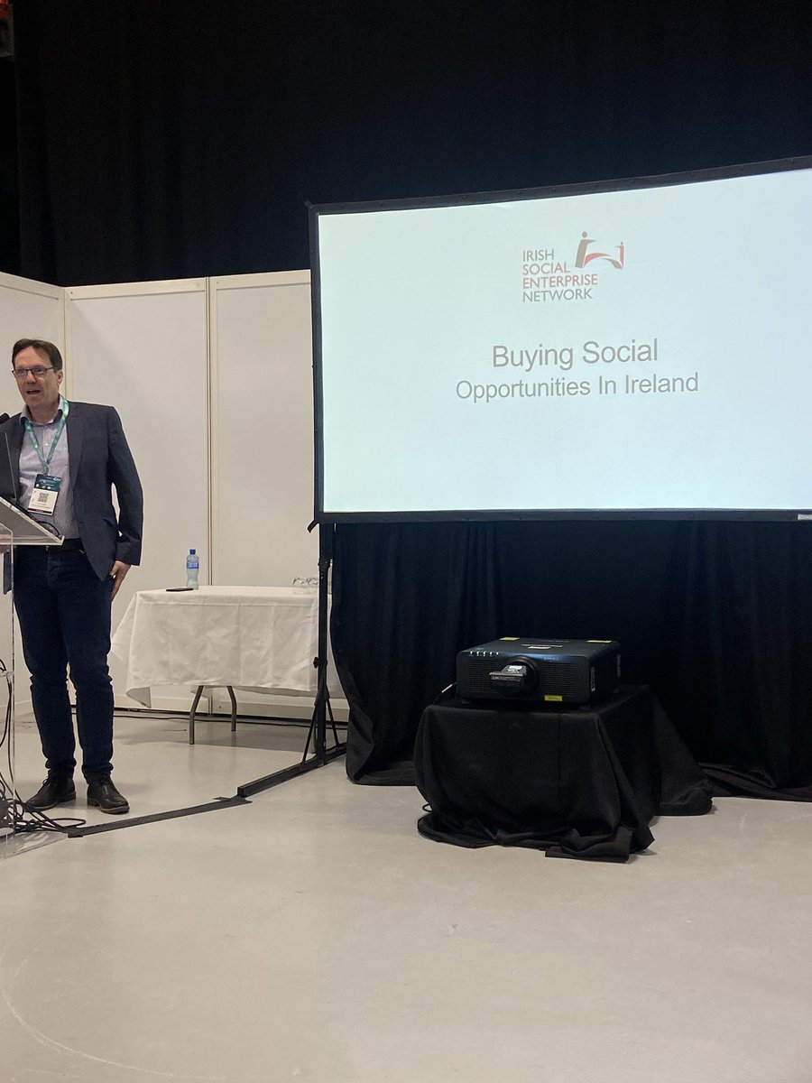 Duncan Walker of <a href="/socentie/">SocEnt.ie</a> speaking about social procurement opportunities in Ireland. Very much an under-utilised element of public procurement at present. #SupplyChainDiversity
#BuySocial #BuyWisely
<a href="/pobal/">Pobal</a>