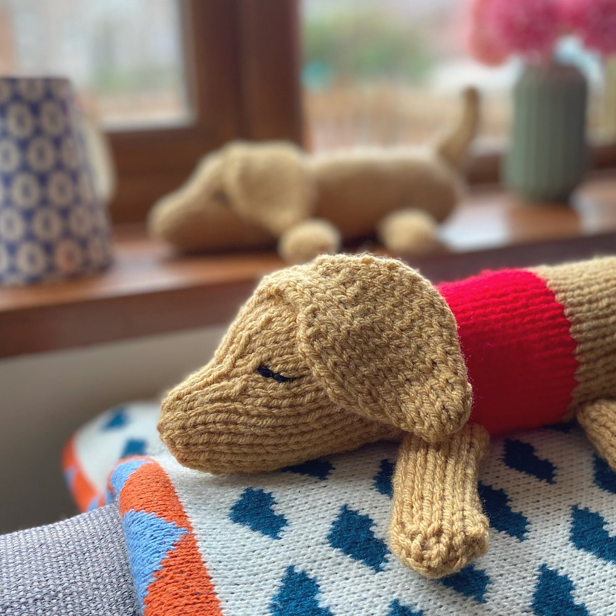Very happy that so many people have been downloading the Sausage Dog knitting pattern recently- are there any other dog breed patterns you’d like to see? 

#notonthehighstreet #knitknitknit #loveknitting #yarn #knittersgonnaknit #knittingpatterns #knittingproject #welshbusiness