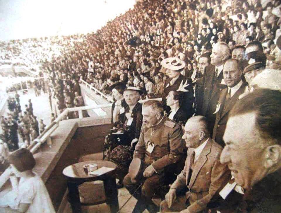 Gazi Mustafa Kemal Atatürk’ün katıldığı son 23 Nisan Ulusal Egemenlik ve Çocuk Bayramı - 23 Nisan 1938, Ankara