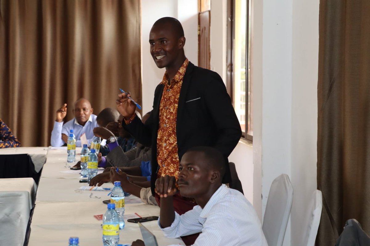 #MenEndFGM tweet media